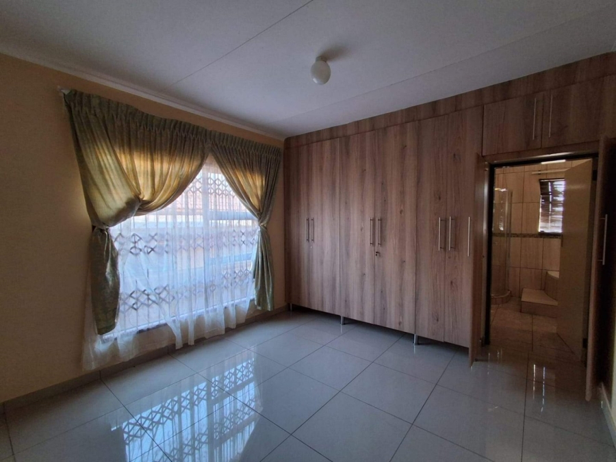 3 Bedroom Property for Sale in Flora Park Limpopo
