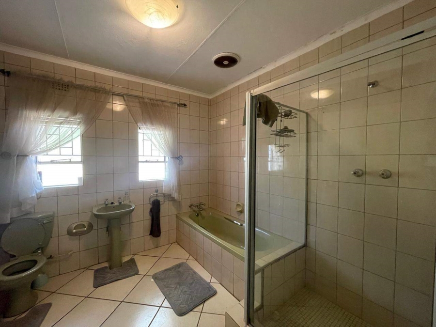 3 Bedroom Property for Sale in Aquapark Limpopo