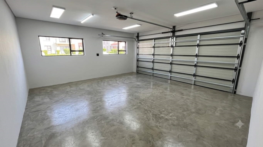 3 Bedroom Property for Sale in Woodhill Estate Limpopo