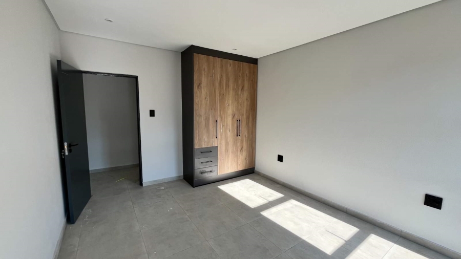 3 Bedroom Property for Sale in Woodhill Estate Limpopo
