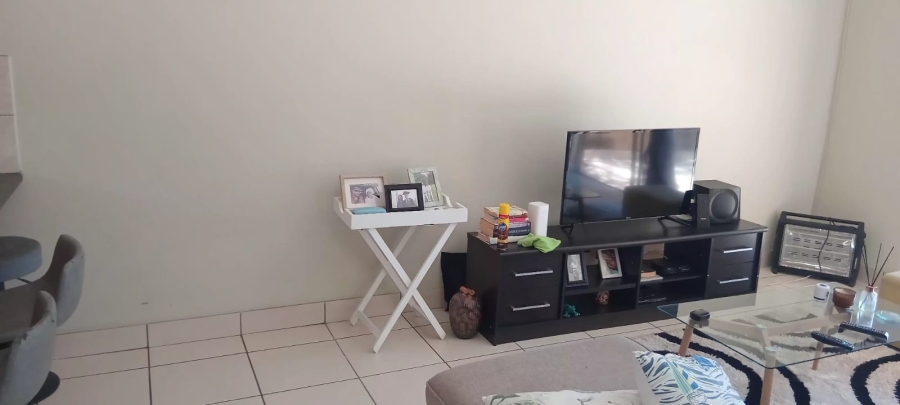 1 Bedroom Property for Sale in Penina Park Ext 1 Limpopo