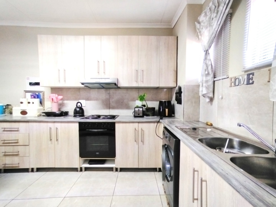 2 Bedroom Property for Sale in Bendor Limpopo