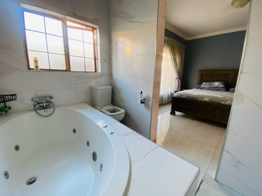 3 Bedroom Property for Sale in Debron Limpopo