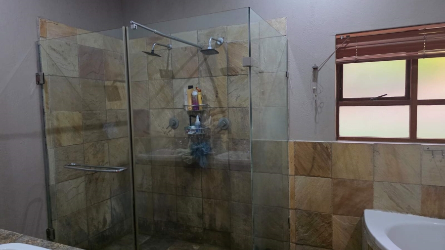 3 Bedroom Property for Sale in Letsitele Limpopo