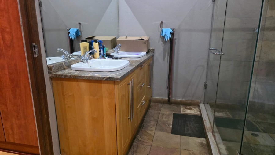3 Bedroom Property for Sale in Letsitele Limpopo