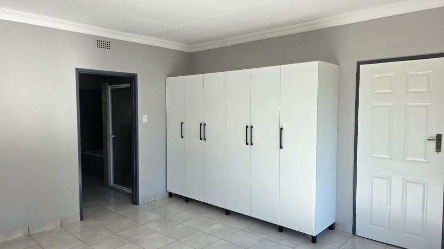 3 Bedroom Property for Sale in Letsitele Limpopo