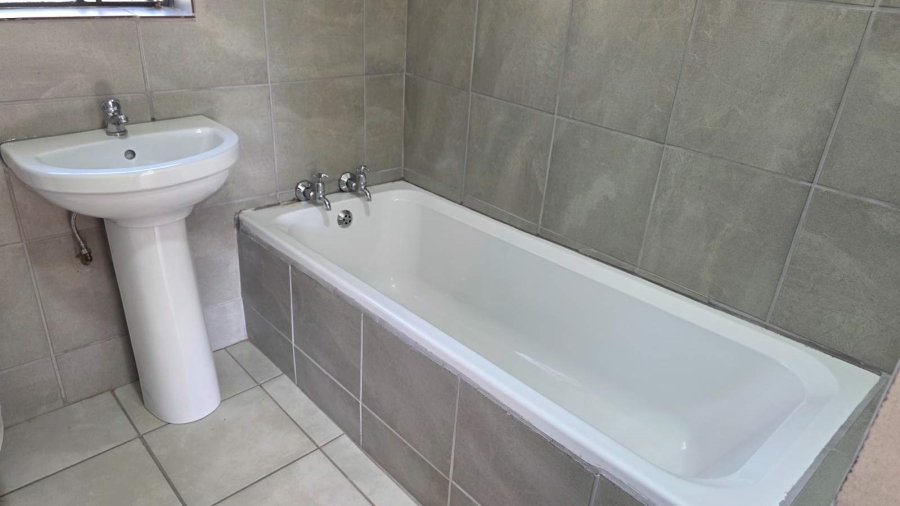 3 Bedroom Property for Sale in Letsitele Limpopo