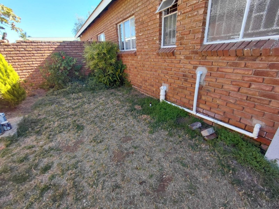 To Let 2 Bedroom Property for Rent in Bendor Limpopo