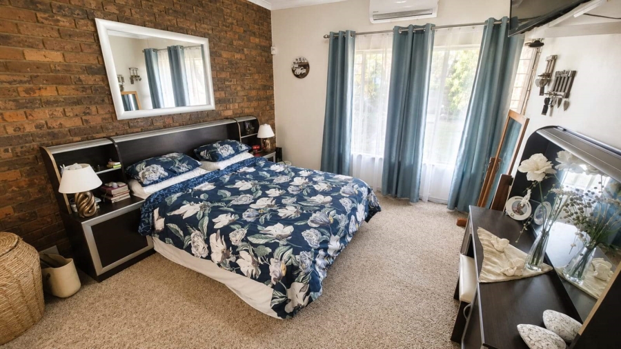 4 Bedroom Property for Sale in Chroompark Limpopo