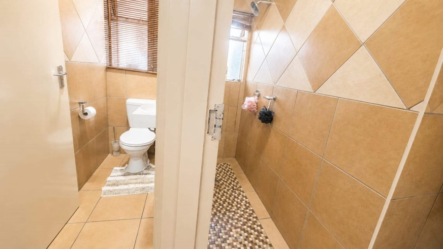 4 Bedroom Property for Sale in Chroompark Limpopo