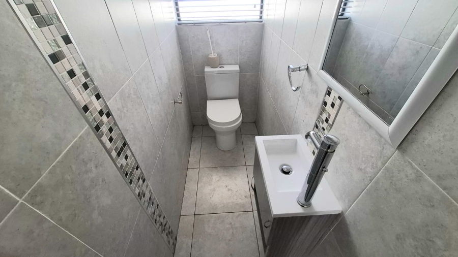 3 Bedroom Property for Sale in Eagles Crest Limpopo