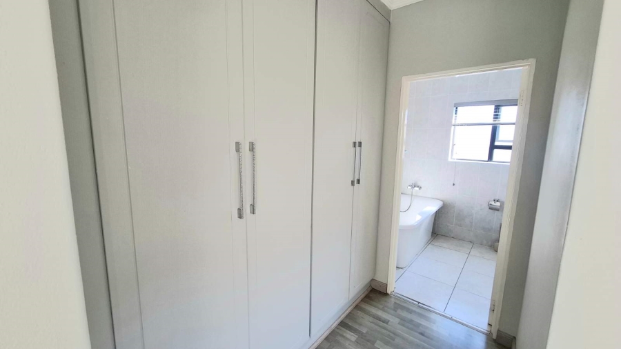 3 Bedroom Property for Sale in Eagles Crest Limpopo