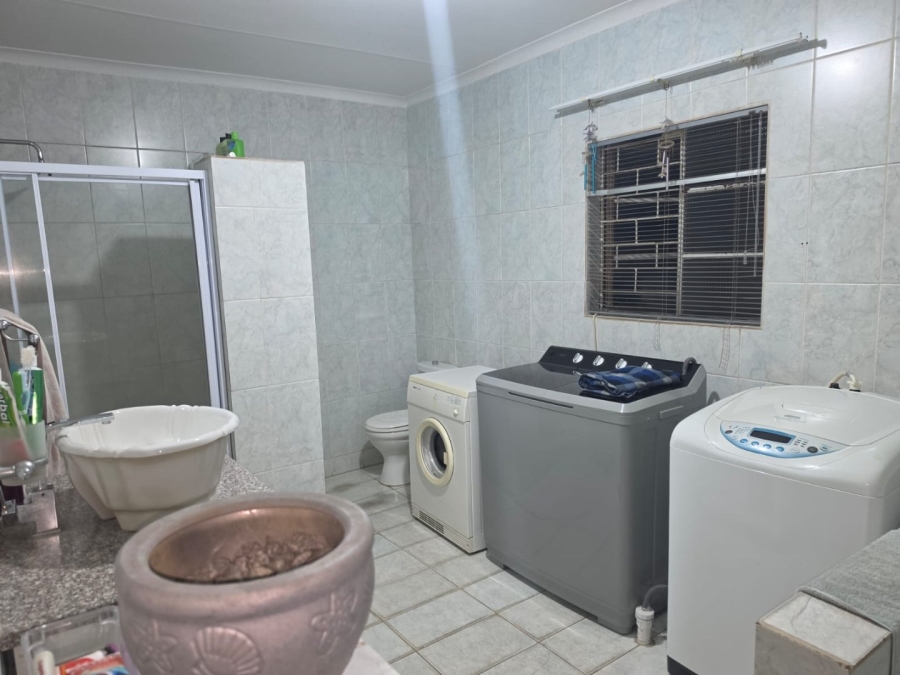 3 Bedroom Property for Sale in Nirvana Ext 1 Limpopo