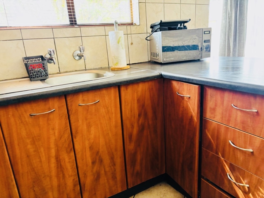 1 Bedroom Property for Sale in Penina Park Limpopo