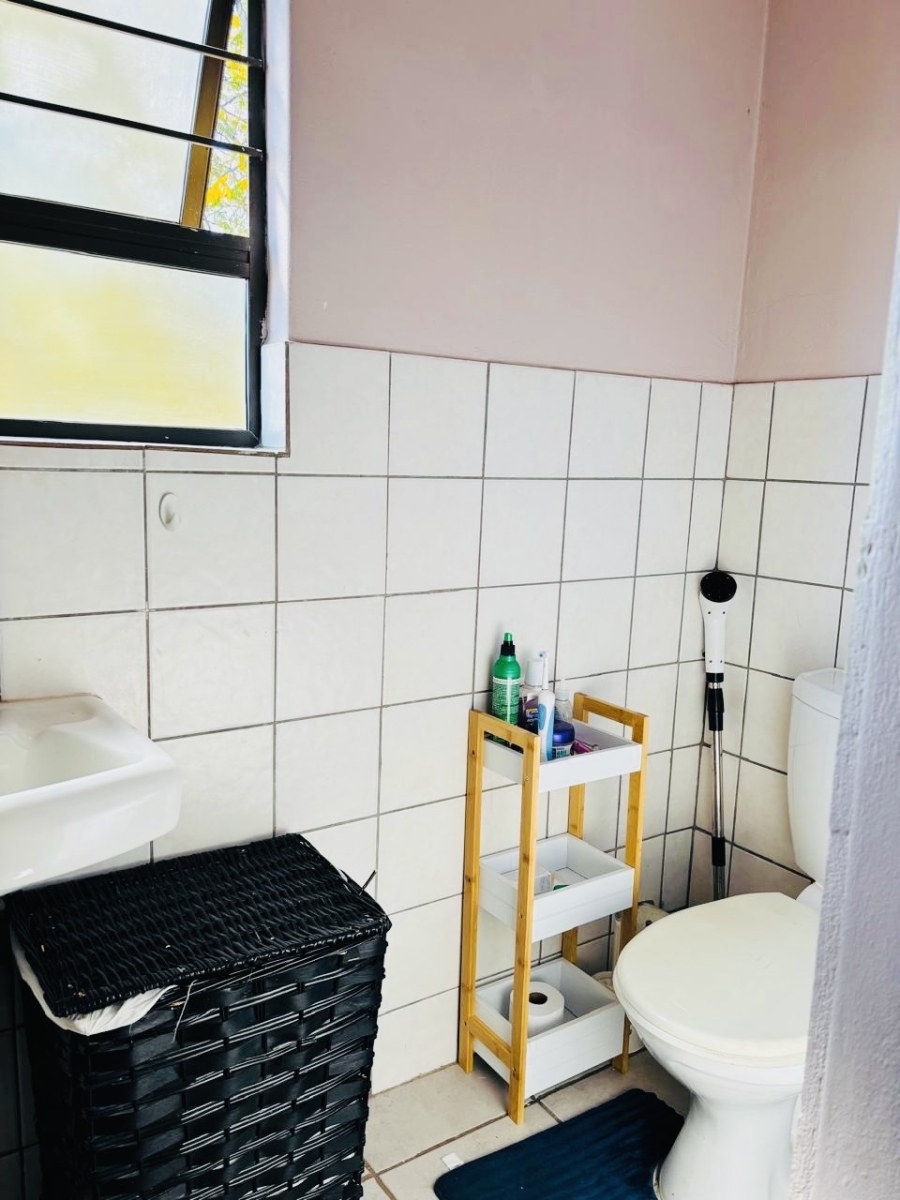 1 Bedroom Property for Sale in Penina Park Limpopo
