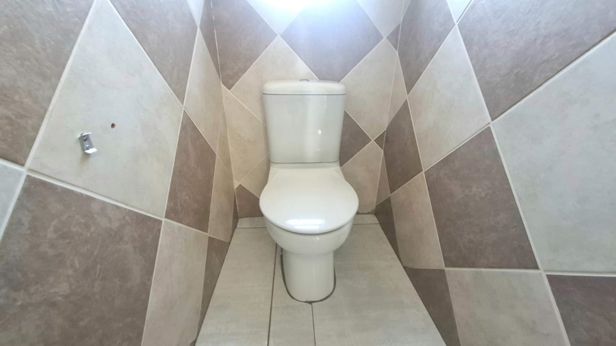 To Let 3 Bedroom Property for Rent in Bendor Limpopo