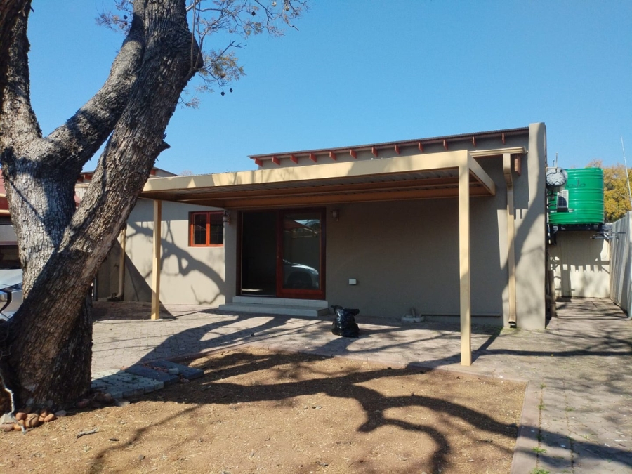 1 Bedroom Property for Sale in Polokwane Central Limpopo