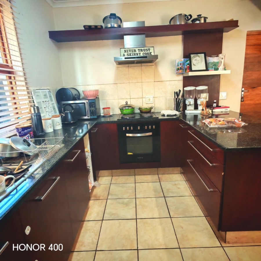 To Let 3 Bedroom Property for Rent in Bendor Limpopo