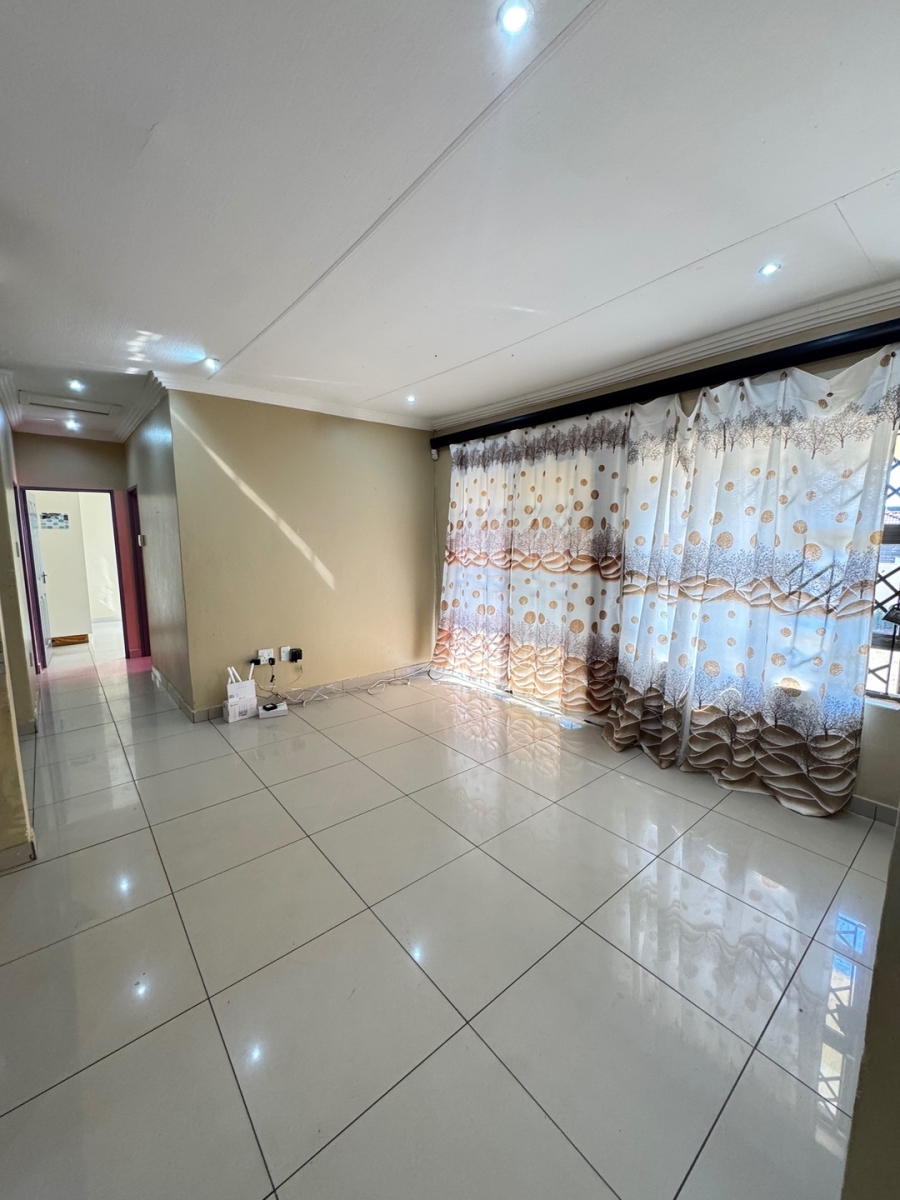 To Let 4 Bedroom Property for Rent in Serala View Limpopo