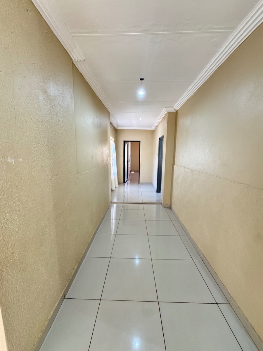 To Let 4 Bedroom Property for Rent in Serala View Limpopo