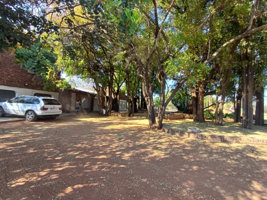Commercial Property for Sale in Kwaggasvlakte AH Limpopo
