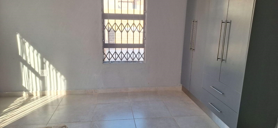 To Let 2 Bedroom Property for Rent in Chroompark Limpopo