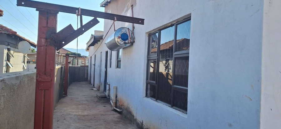To Let 2 Bedroom Property for Rent in Chroompark Limpopo