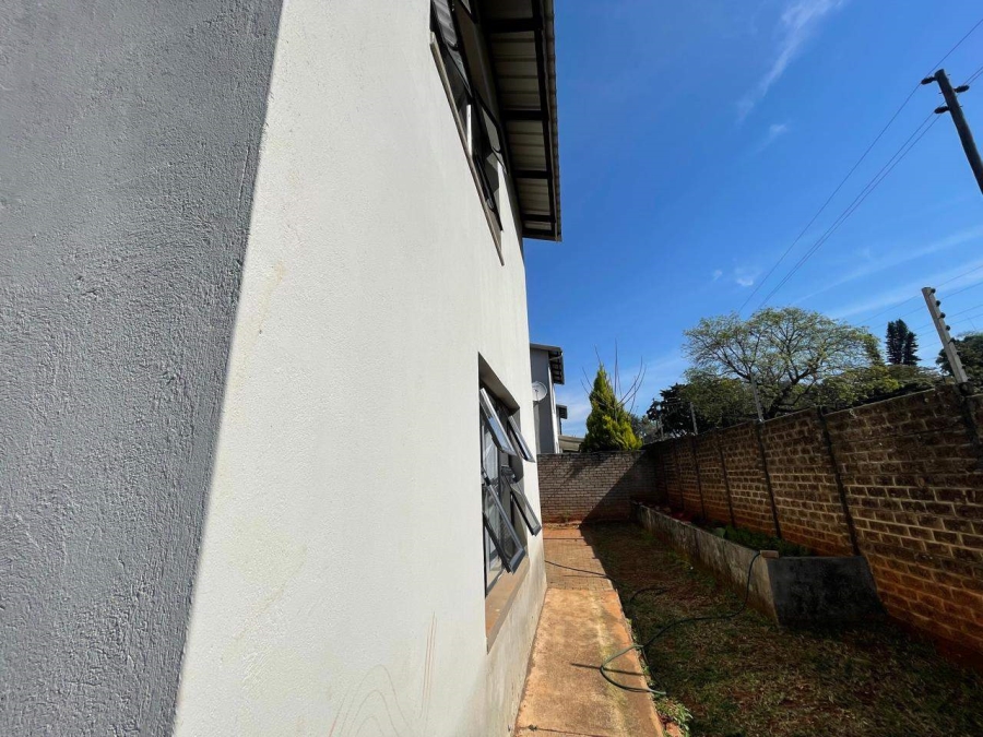 3 Bedroom Property for Sale in Tzangeni Limpopo