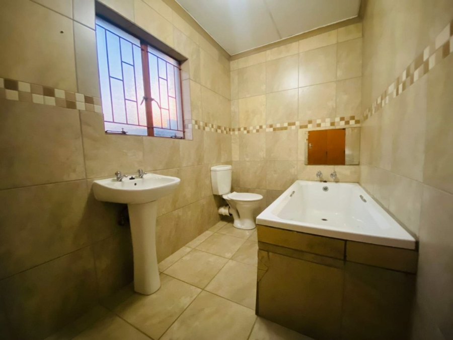 3 Bedroom Property for Sale in Rethabile Gardens Limpopo