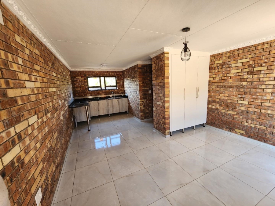 To Let 1 Bedroom Property for Rent in Nkowankowa Limpopo