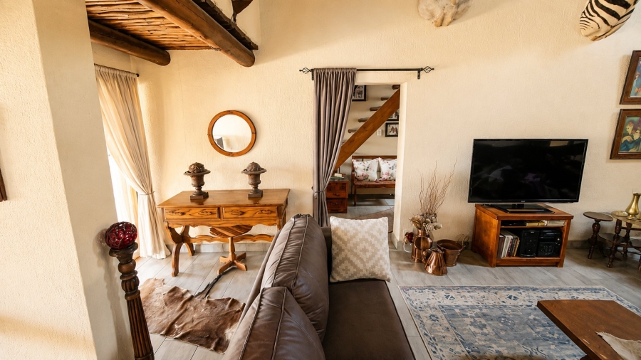 4 Bedroom Property for Sale in Hoedspruit Limpopo