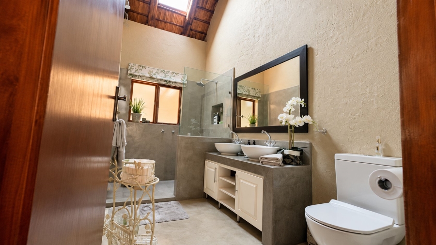 4 Bedroom Property for Sale in Hoedspruit Limpopo