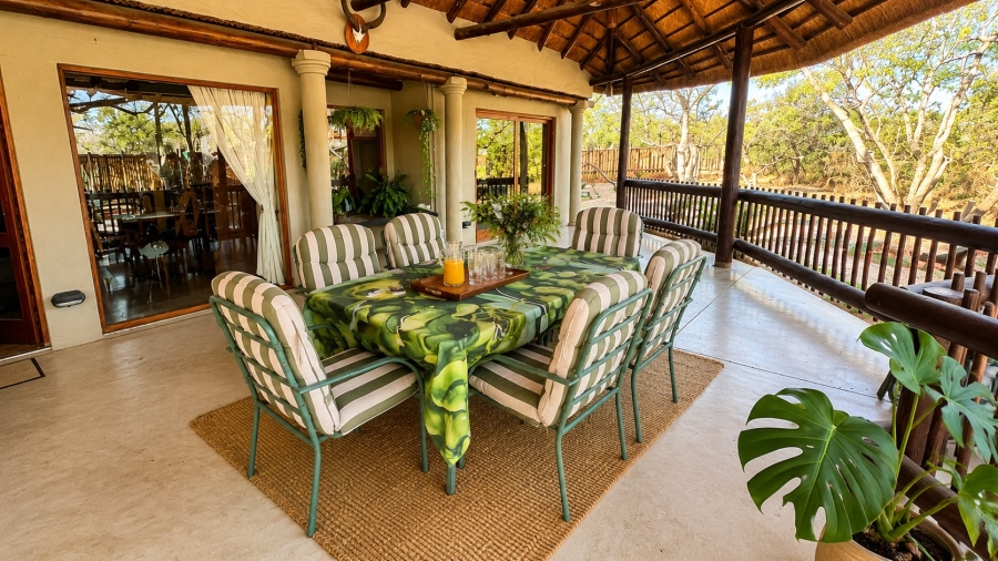 4 Bedroom Property for Sale in Hoedspruit Limpopo
