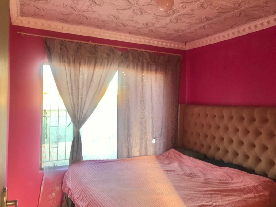 5 Bedroom Property for Sale in Nirvana Limpopo