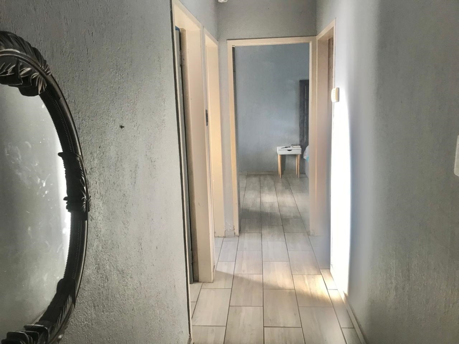 5 Bedroom Property for Sale in Nirvana Limpopo