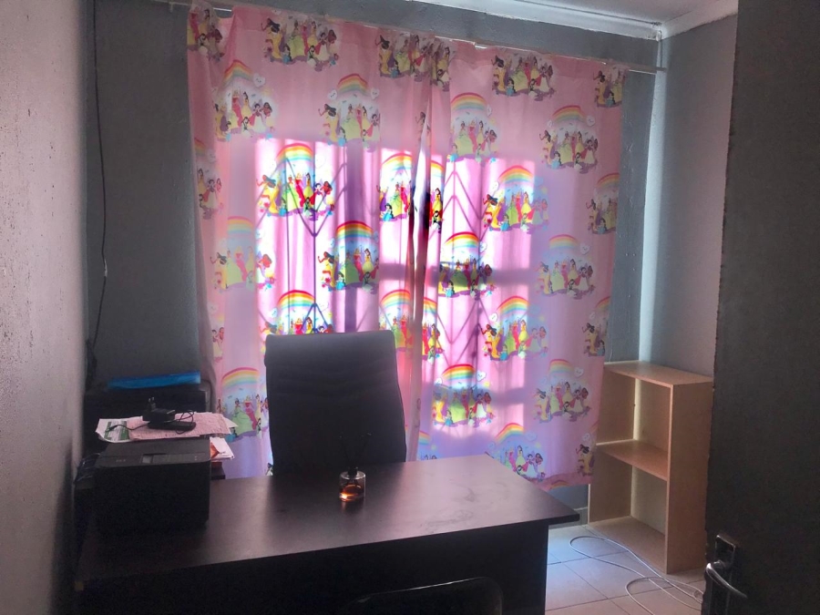 5 Bedroom Property for Sale in Nirvana Limpopo