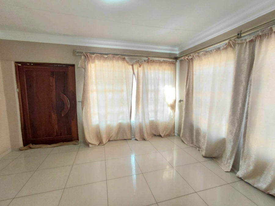4 Bedroom Property for Sale in Mahlasedi Park Limpopo