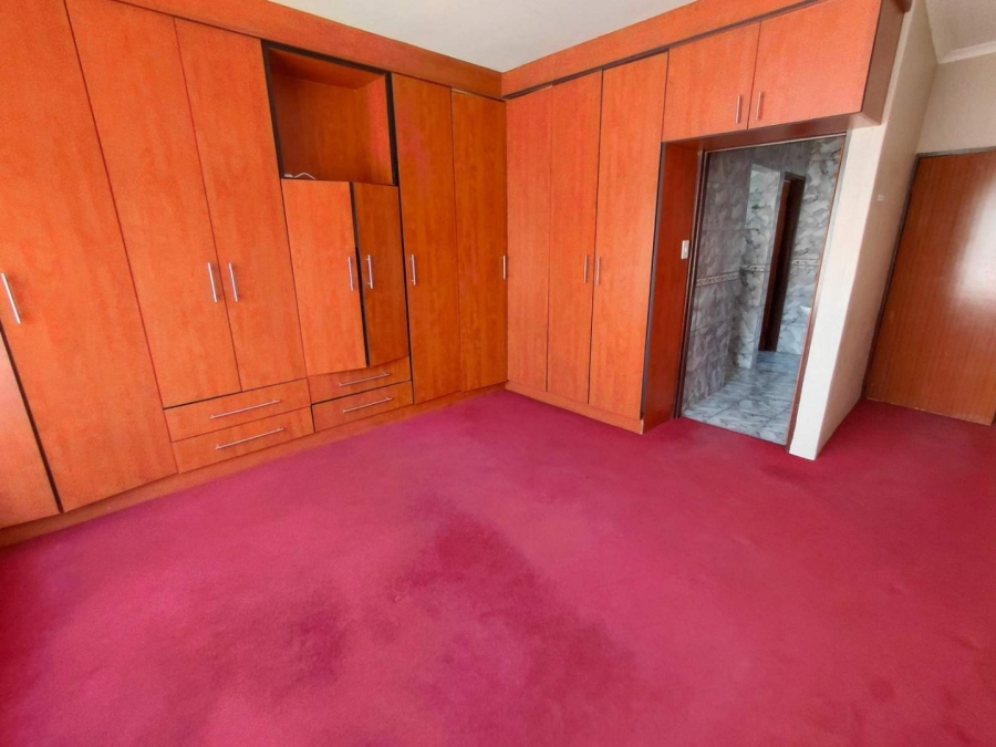 4 Bedroom Property for Sale in Mahlasedi Park Limpopo