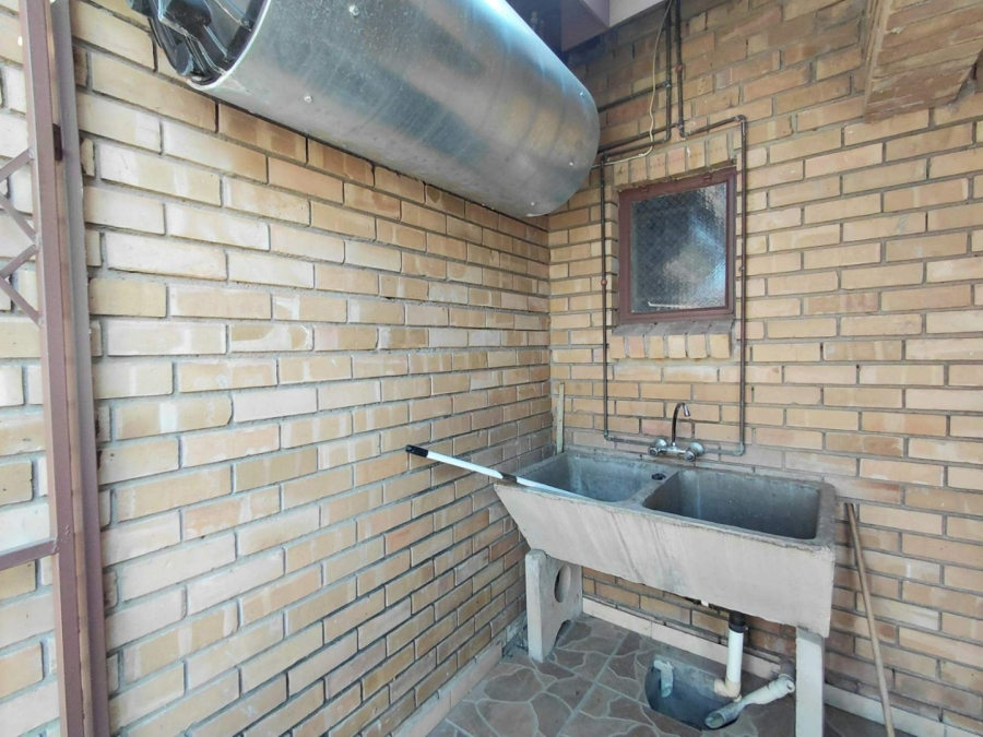 4 Bedroom Property for Sale in Mahlasedi Park Limpopo