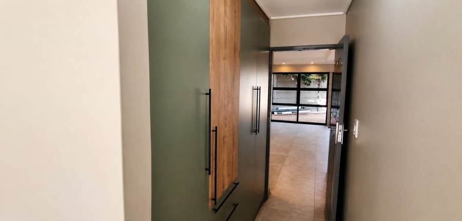 5 Bedroom Property for Sale in Silwerkruin Limpopo