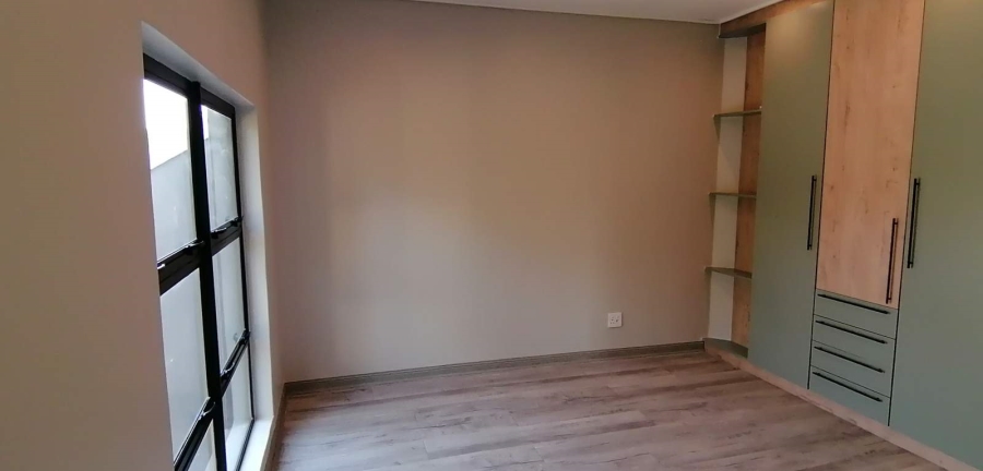 5 Bedroom Property for Sale in Silwerkruin Limpopo