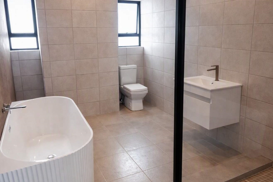 5 Bedroom Property for Sale in Silwerkruin Limpopo