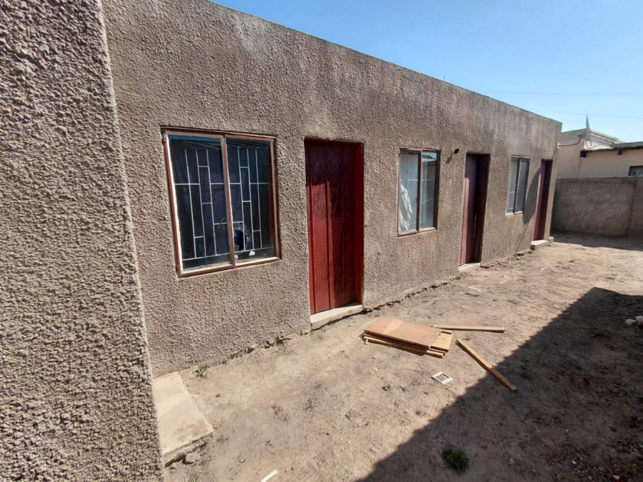 6 Bedroom Property for Sale in Seshego A Limpopo