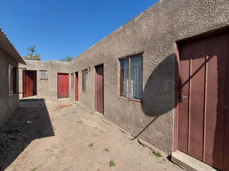 6 Bedroom Property for Sale in Seshego A Limpopo