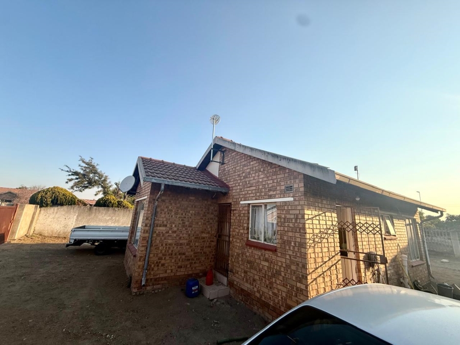 2 Bedroom Property for Sale in Emdo Park Limpopo