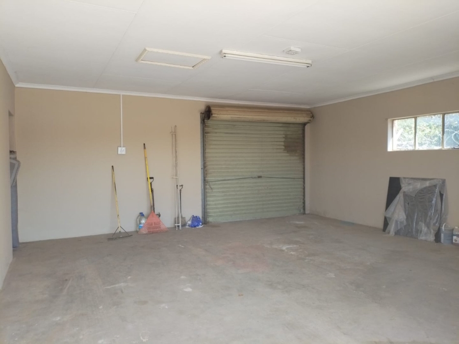 2 Bedroom Property for Sale in Seshego A Limpopo