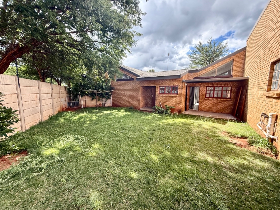 To Let 2 Bedroom Property for Rent in Bendor Ext 17 Limpopo