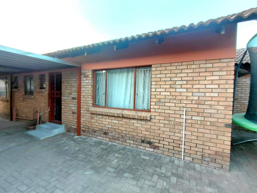3 Bedroom Property for Sale in African Jewel Limpopo