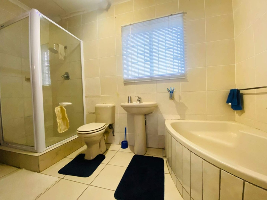 3 Bedroom Property for Sale in Seshego 9C Limpopo