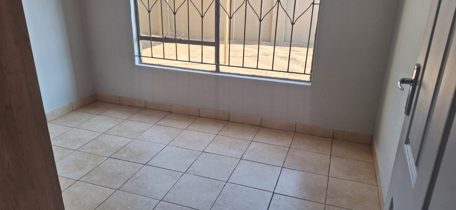 To Let 3 Bedroom Property for Rent in Chroompark Limpopo